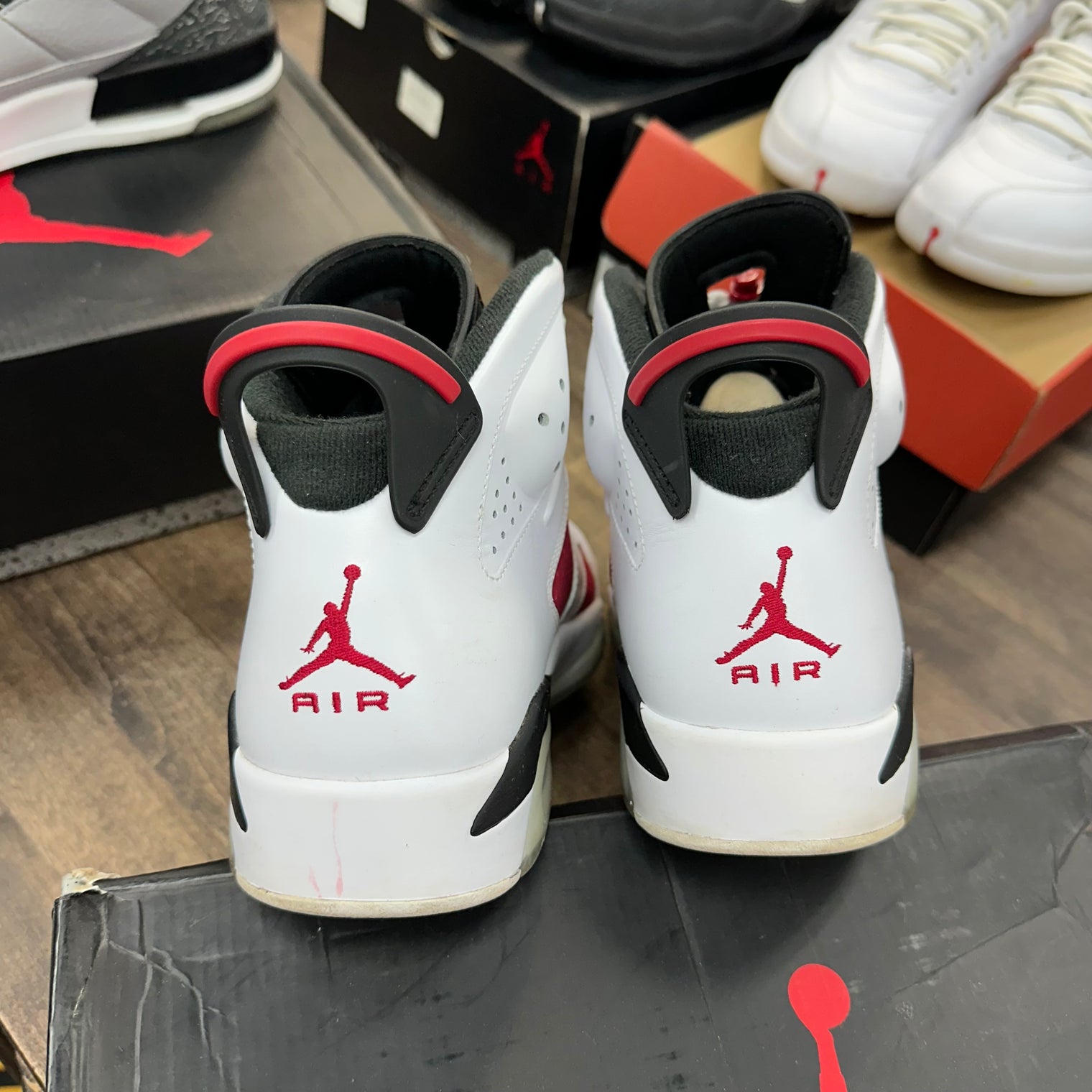 Carmine Jordan 6 Retro (2014) (USED)