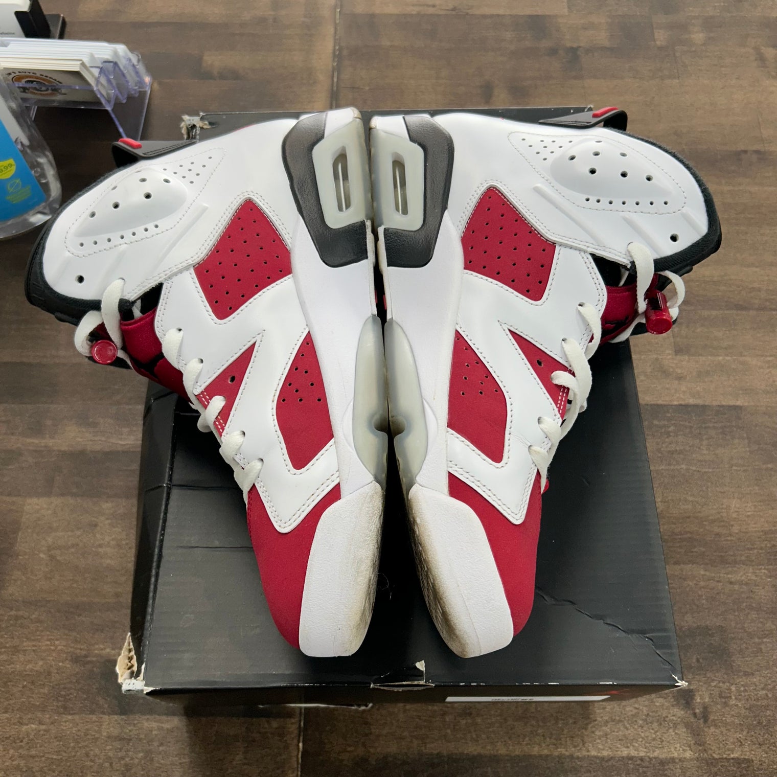 Carmine Jordan 6 Retro (USED)