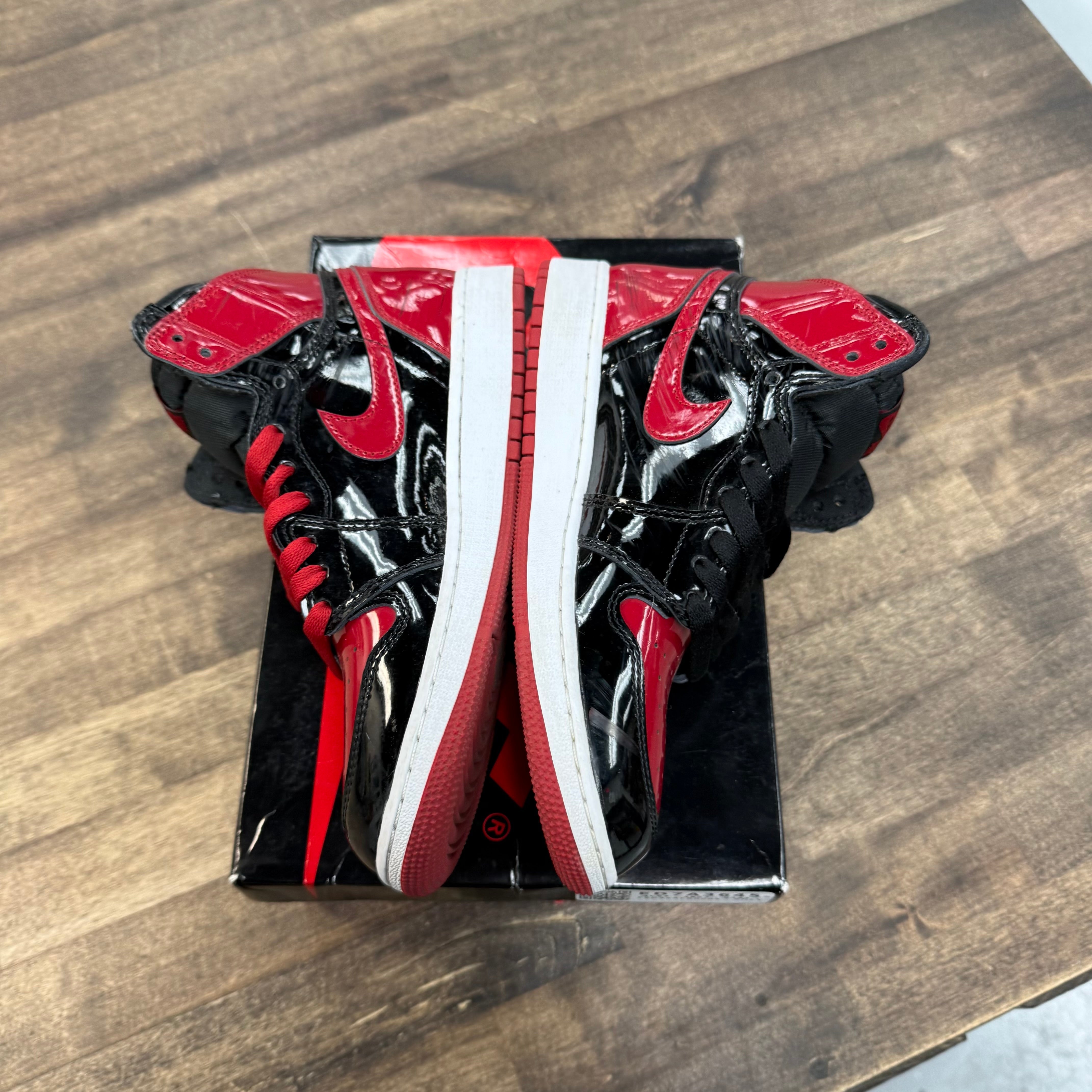 Jordan 1 Retro High OG Patent Bred (US 6Y) (USED) Size 6Y (Pre-Owned) - Image 3