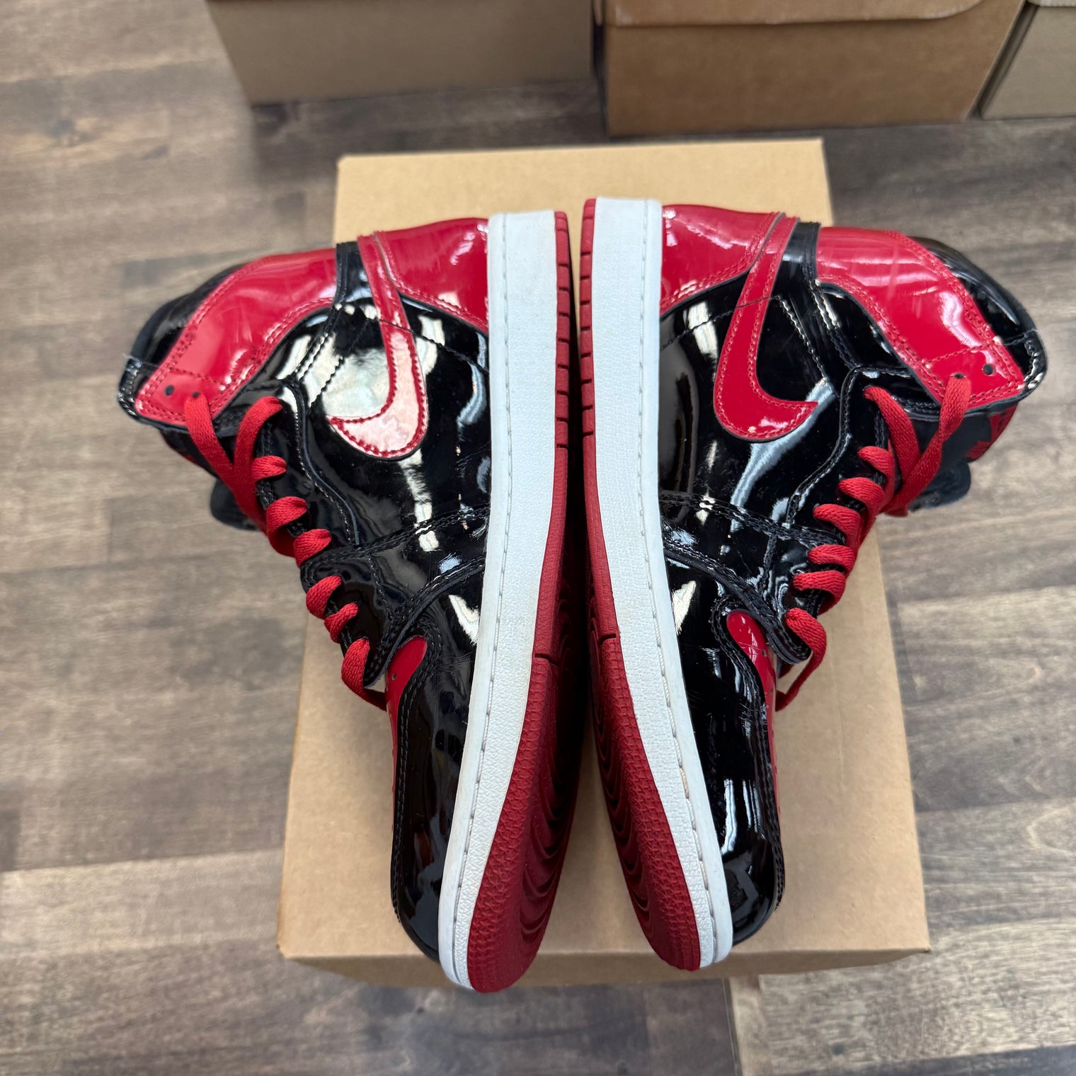 Patent Bred Jordan 1 High (USED, No Box)