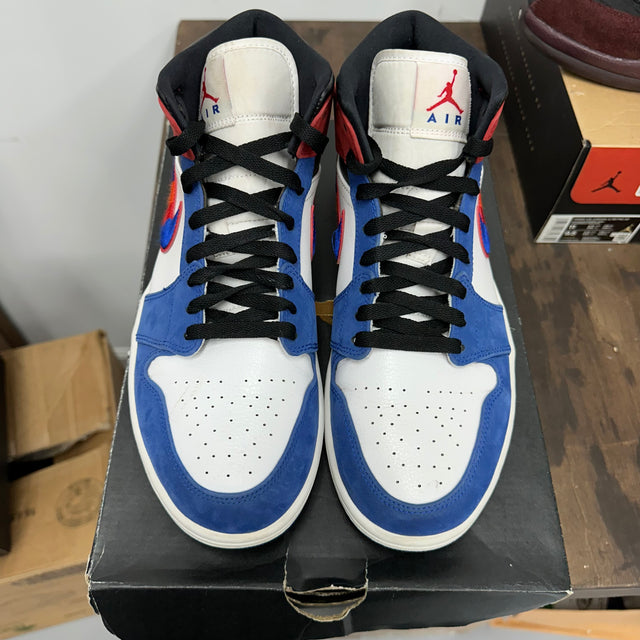 Multi-Color Swoosh Jordan 1 Mid (USED)