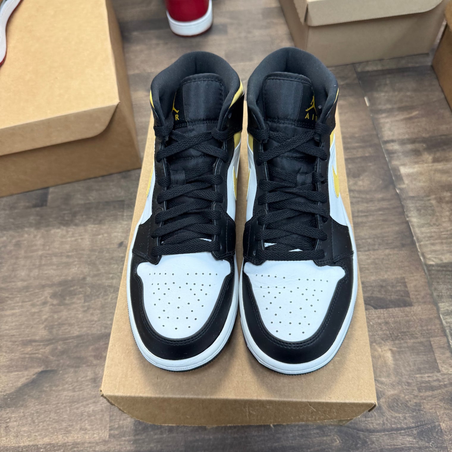 White Pollen Black Jordan 1 Mid (USED, No Box)