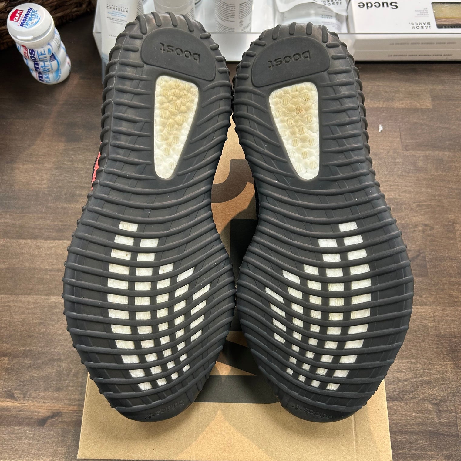 Core Red Stripe Yeezy 350 (USED)