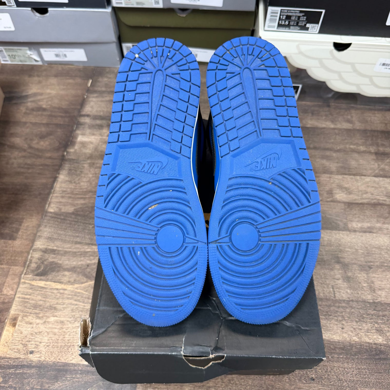 Black Royal Blue Jordan 1 Mid (USED)