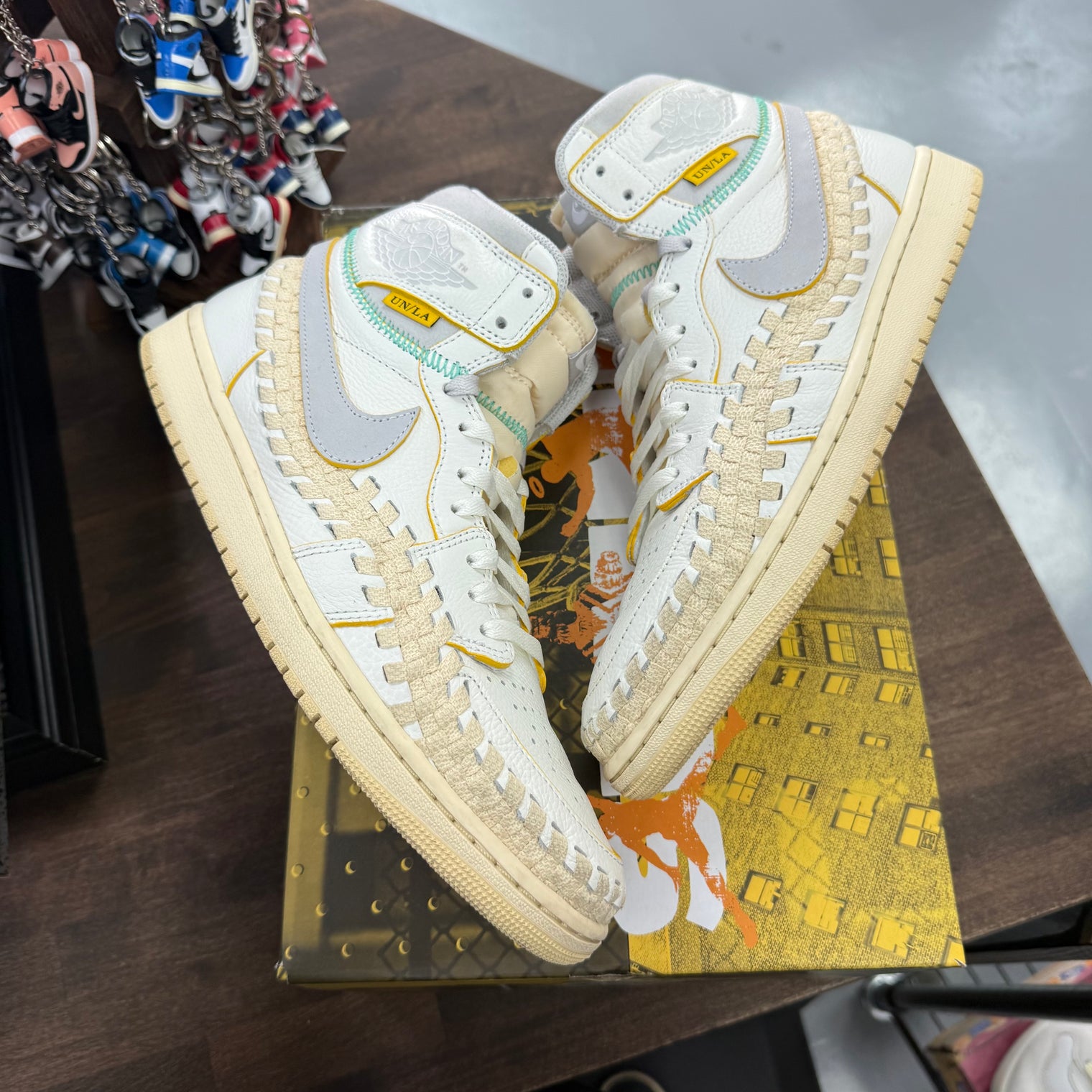 Bephie's Beauty Supply Union LA Jordan 1 High (USED)
