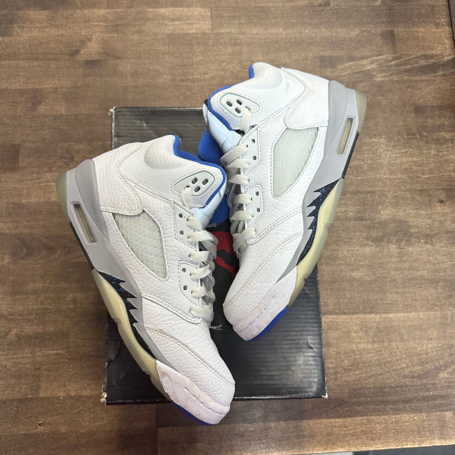 White Stealth Jordan 5 Retro (2021) (GS) (USED)
