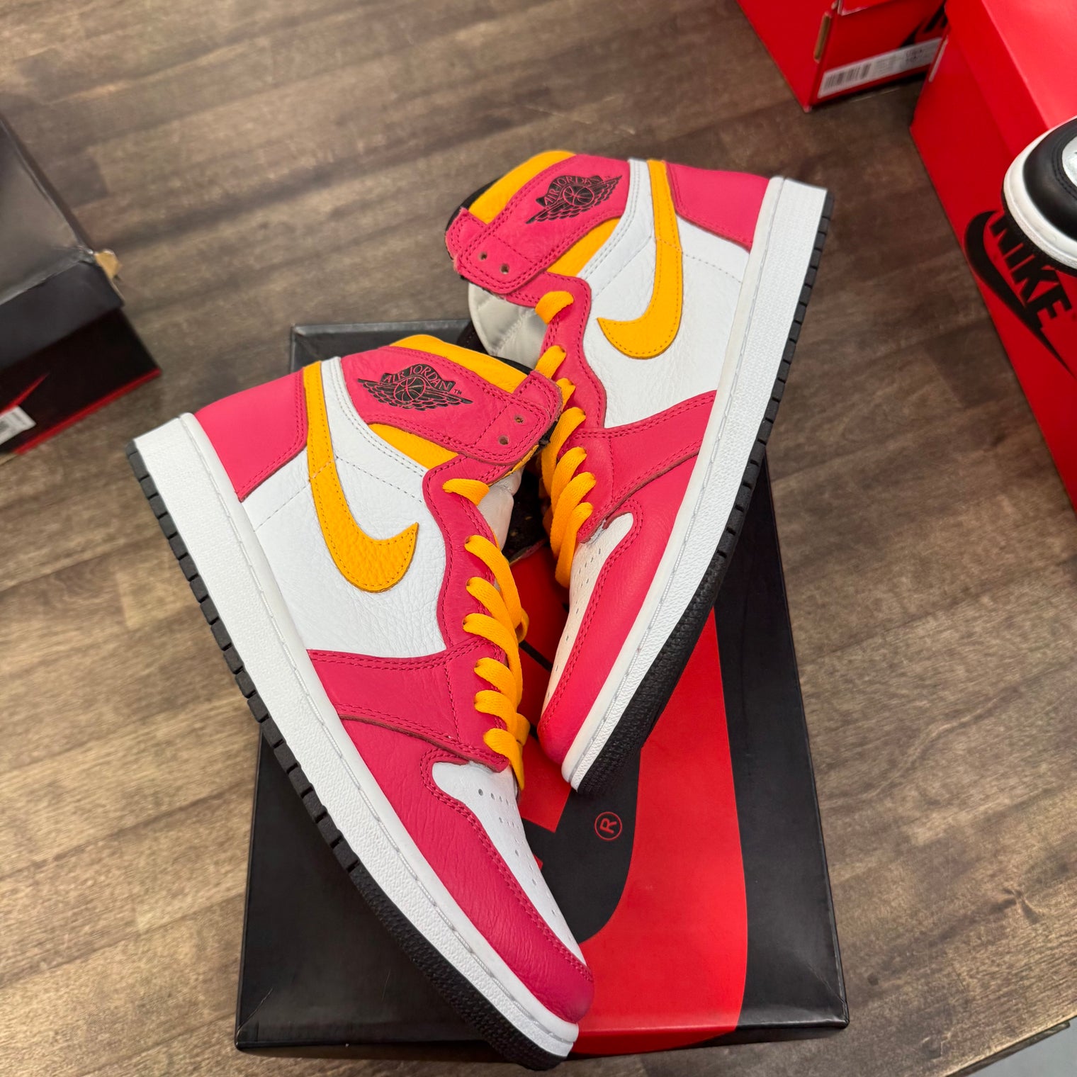 Fusion Red Jordan 1 High (USED)