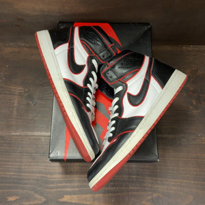 Jordan 1 Retro High Bloodline Size 12 (Pre-Owned) - back