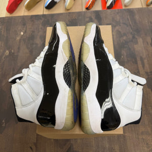 Jordan 11 Retro Concord (2018) Size 8.5 (Pre-Owned) - Image 3