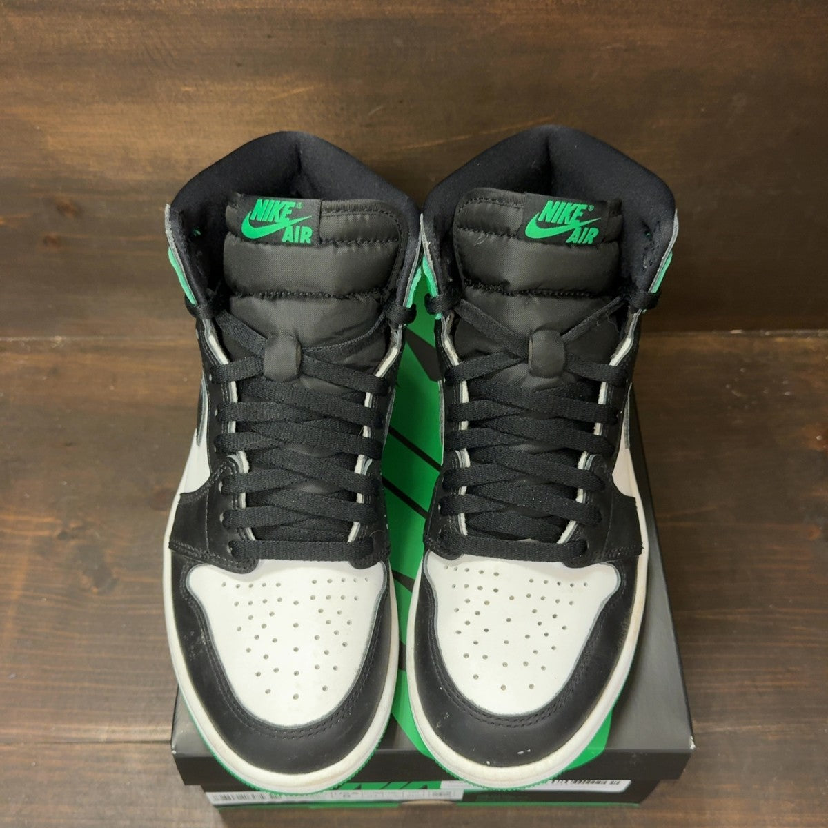 Jordan 1 Retro High OG Lucky Green Size 8 (Pre-Owned) - tag
