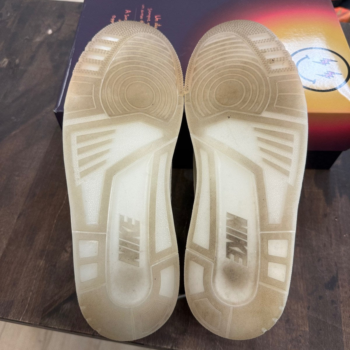 Jordan 3 Retro SP J Balvin Medellín Sunset - Image 3
