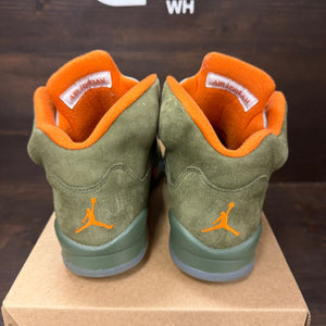 Jordan 5 Retro Olive (2024) (GS) Size 7Y (Pre-Owned) - Image 4