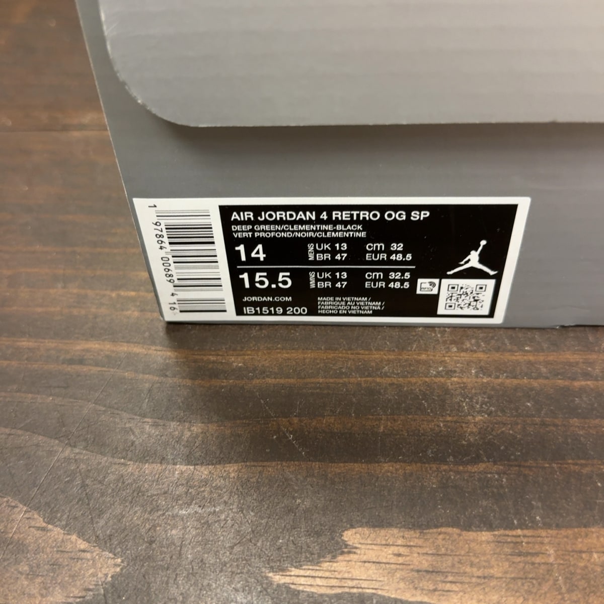 Jordan 4 Retro OG SP Undefeated (2025) - Image 8