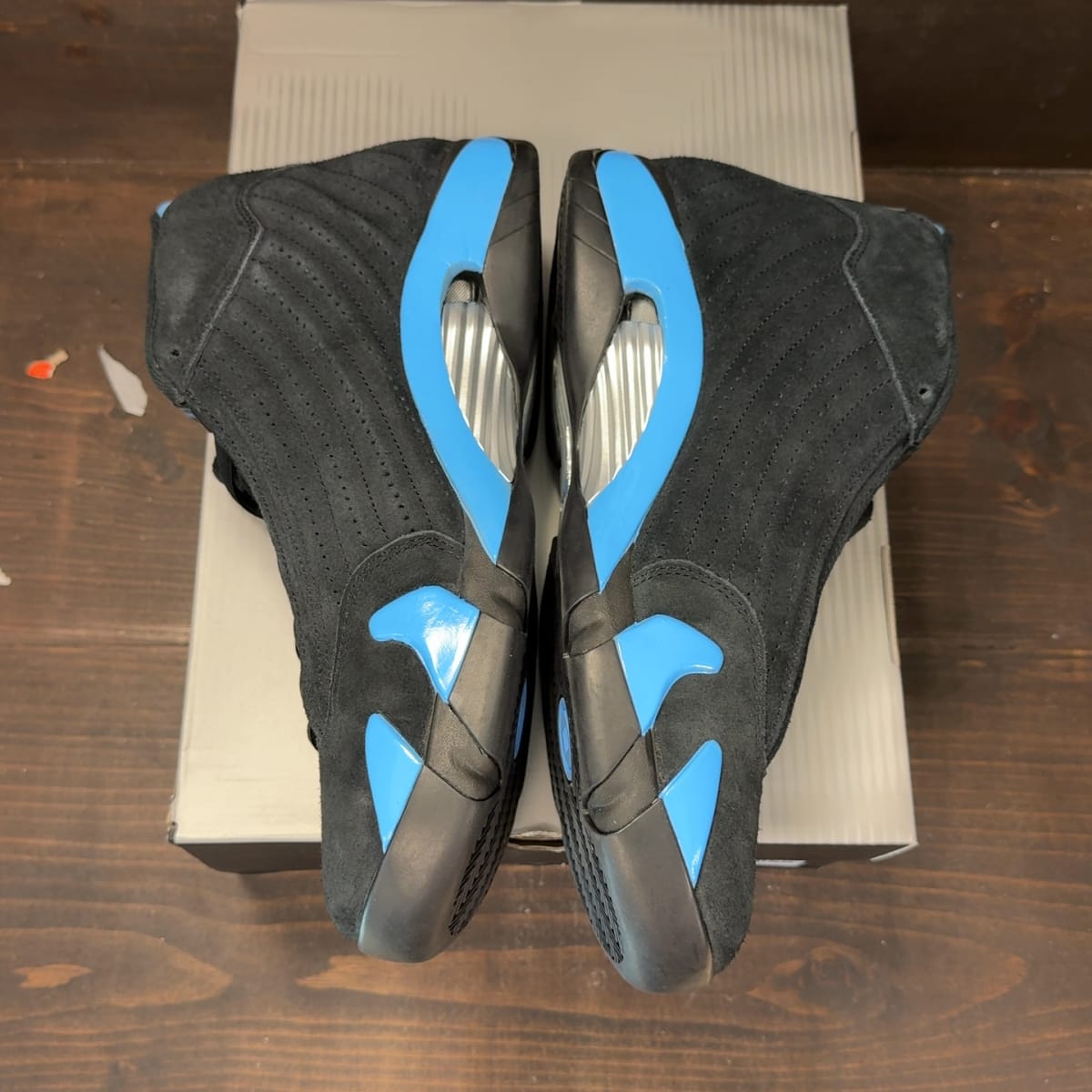 Jordan 14 Retro Black University Blue (2026) Size 13 (Pre-Owned) - aux