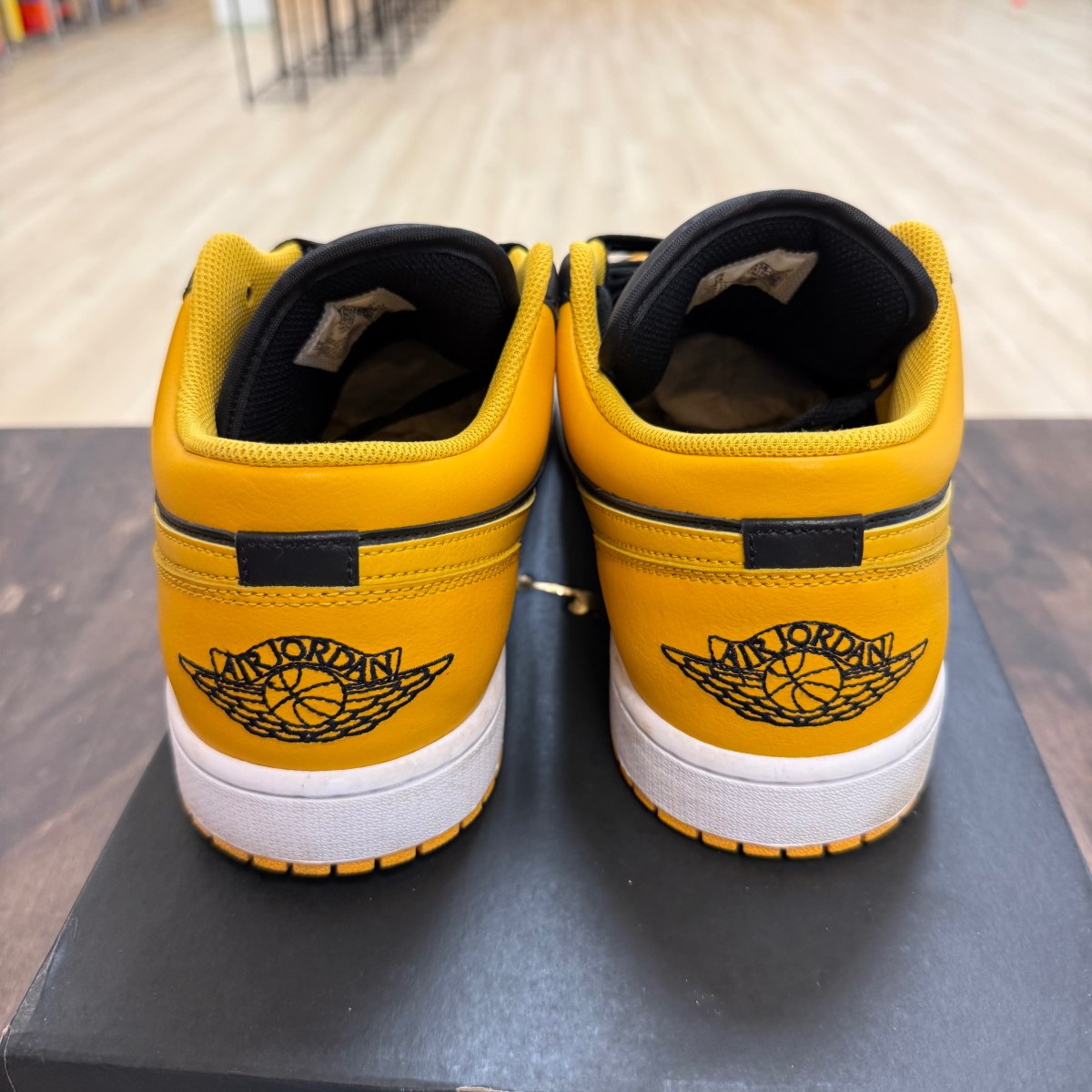 Jordan 1 Low Yellow Ochre - Image 5