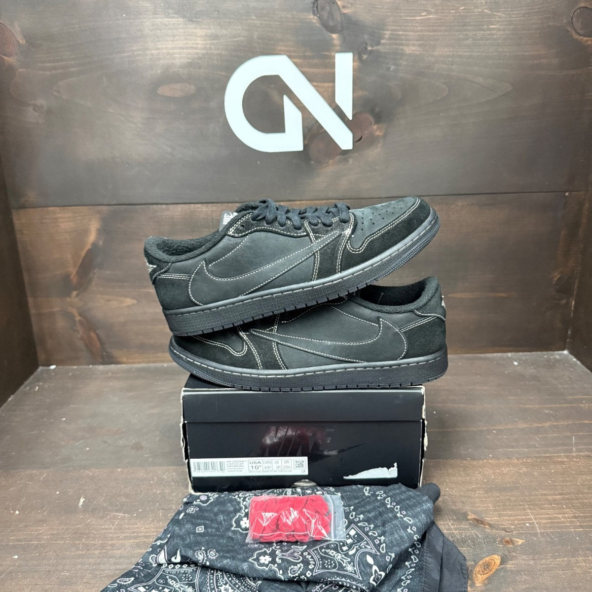 Jordan 1 Retro Low OG SP Travis Scott Black Phantom Size 10.5 (Pre-Owned)