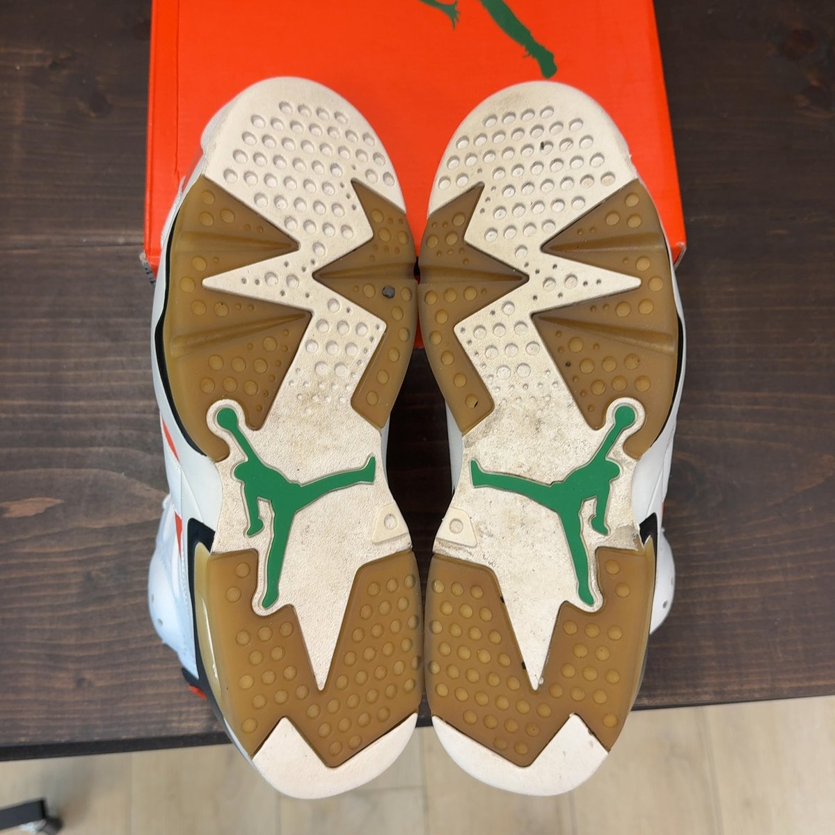 Jordan 6 Retro Gatorade Like Mike White Size 10 (Pre-Owned) - aux