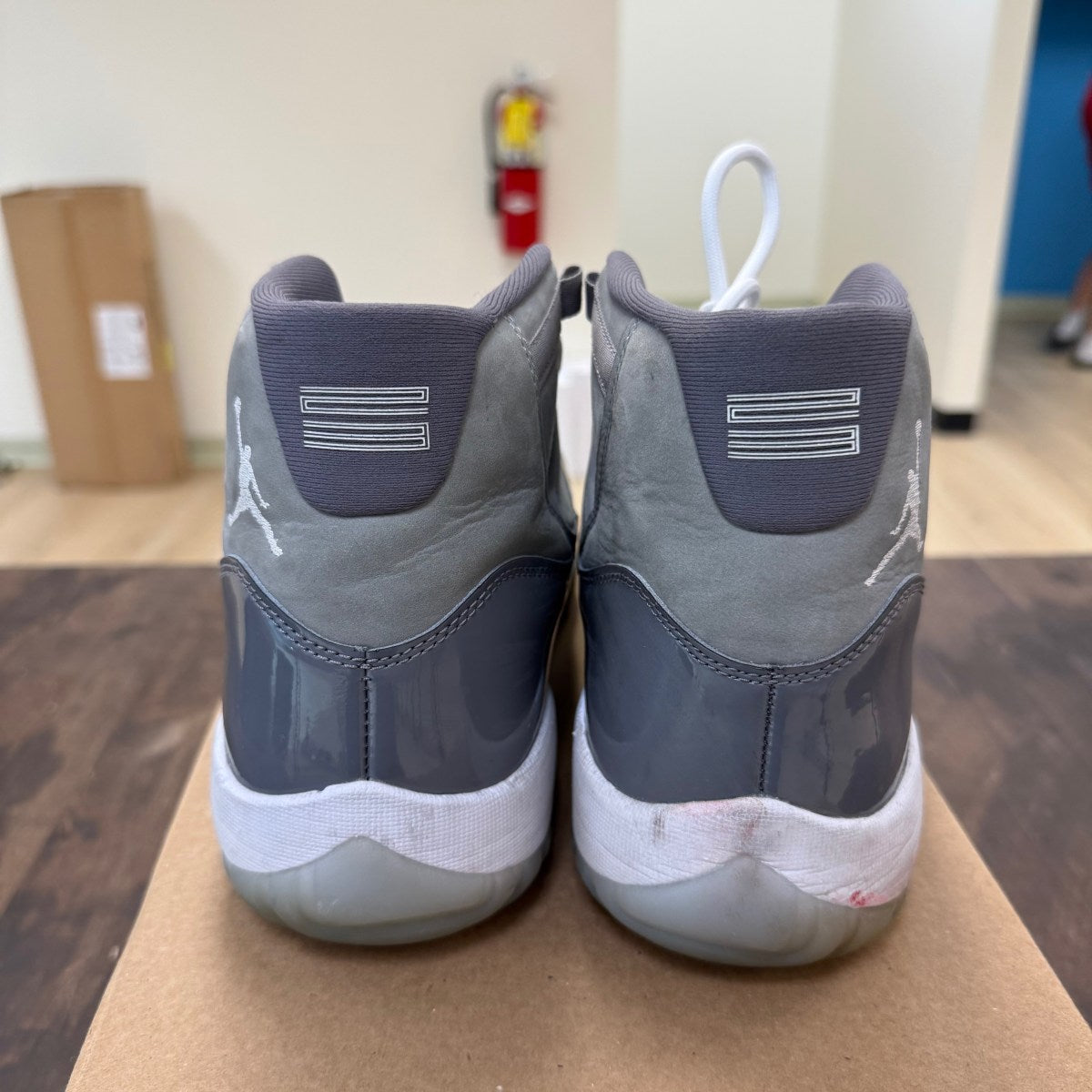 Jordan 11 Retro Cool Grey (2021) Size 11.5 (Pre-Owned) - Image 3