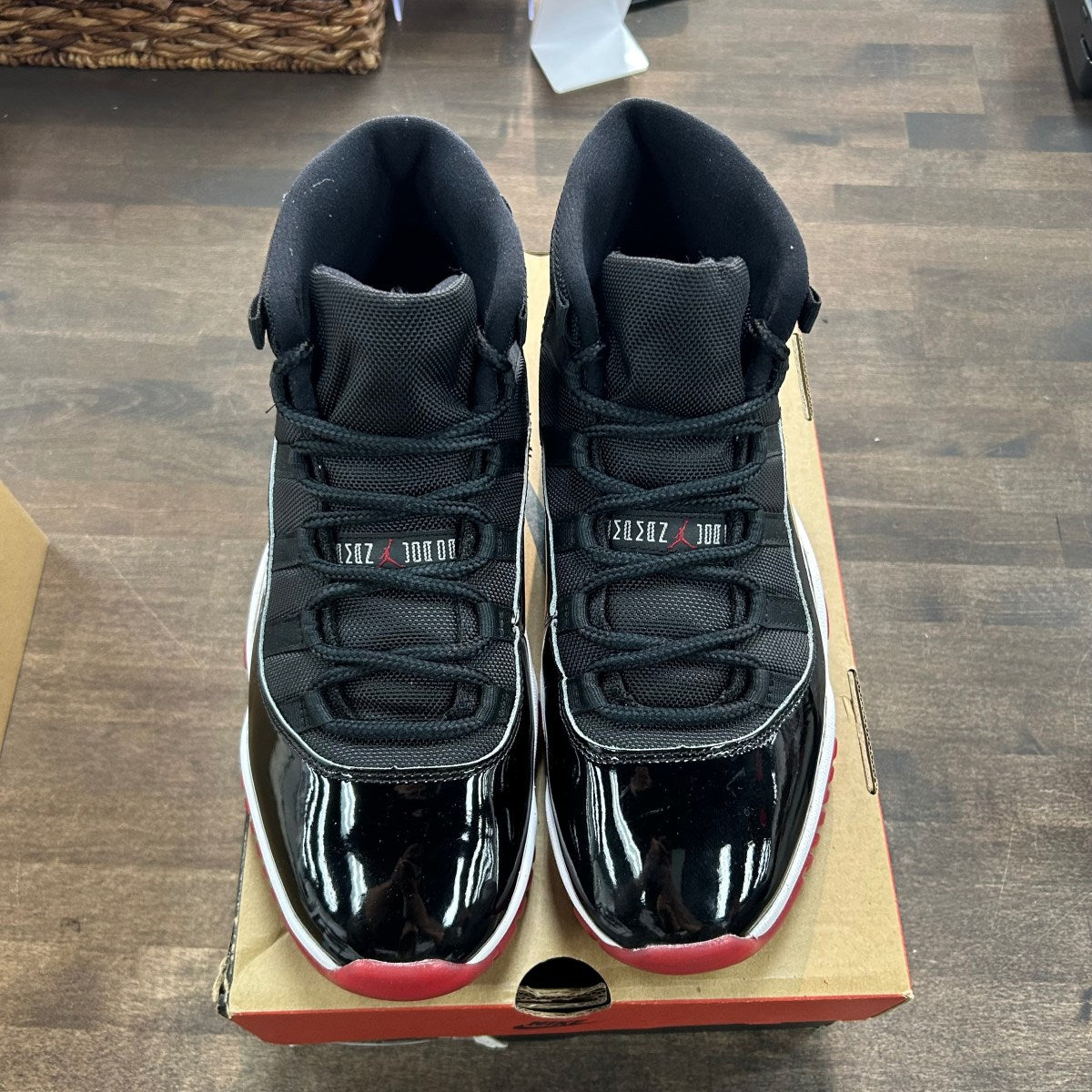 Jordan 11 Retro Playoffs Bred (2019) - Image 2