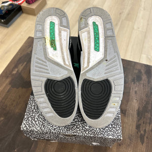 Jordan 3 Retro Green Glow Size 13 (Pre-Owned) - Image 5