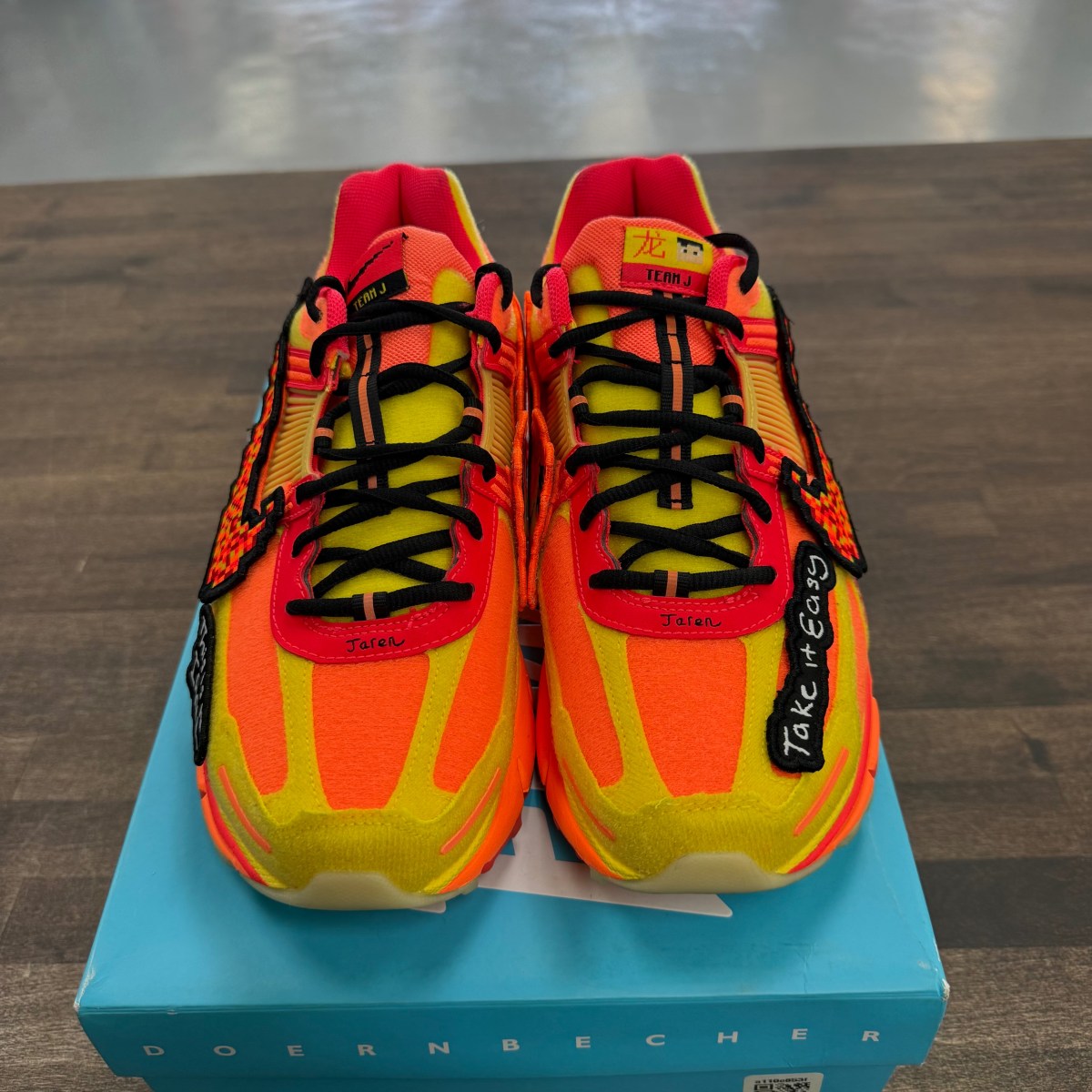 Nike Zoom Vomero 5 Doernbecher Size 10 (Pre-Owned) - Image 3