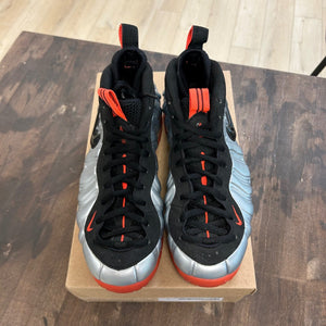 Nike Air Foamposite Pro Bright Crimson Size 10 (Pre-Owned) - Image 2