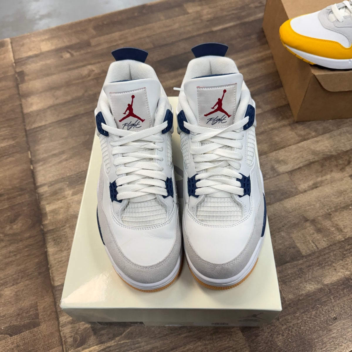Jordan 4 Retro SB Navy - Image 2