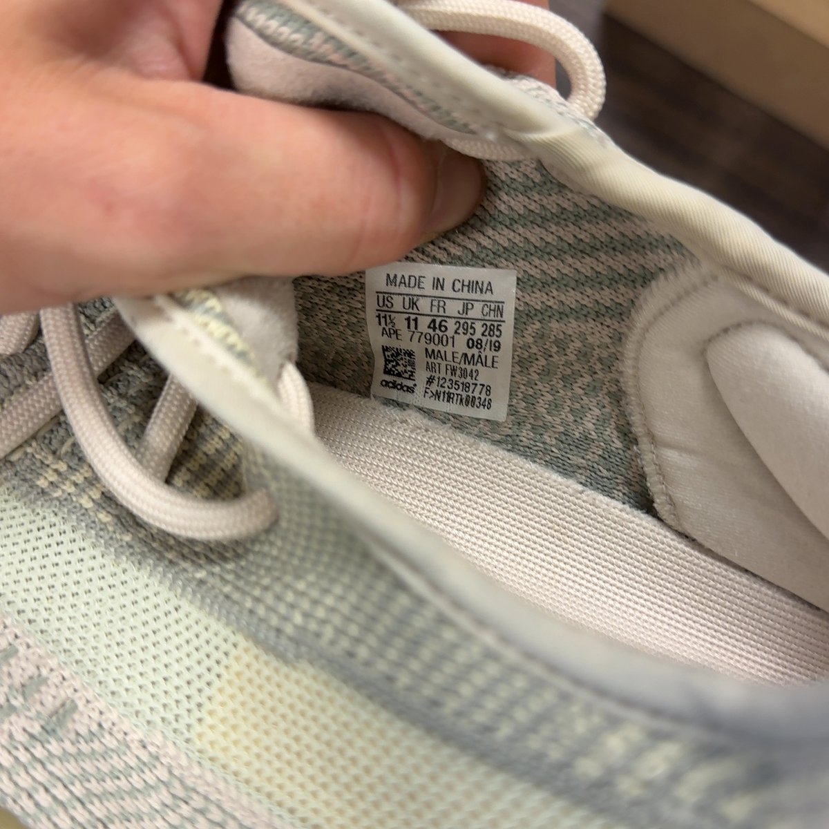adidas Yeezy Boost 350 V2 Citrin (Non-Reflective) Size 11.5 (Pre-Owned) - aux