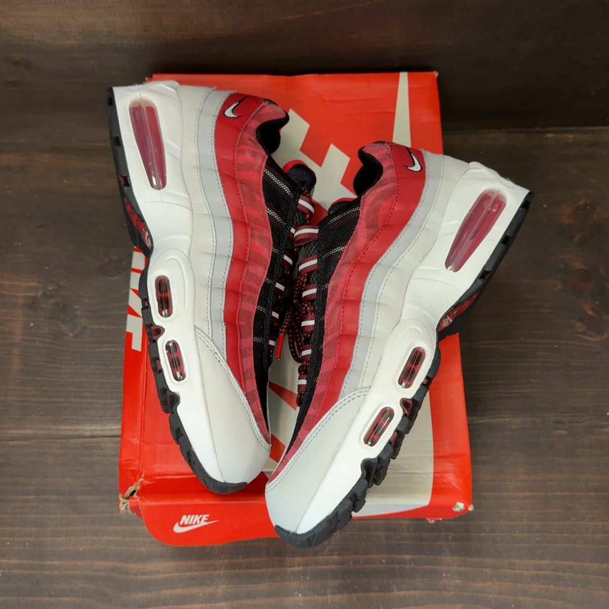 Nike Air Max 95 Yardrunners Morehouse Size 9 - back