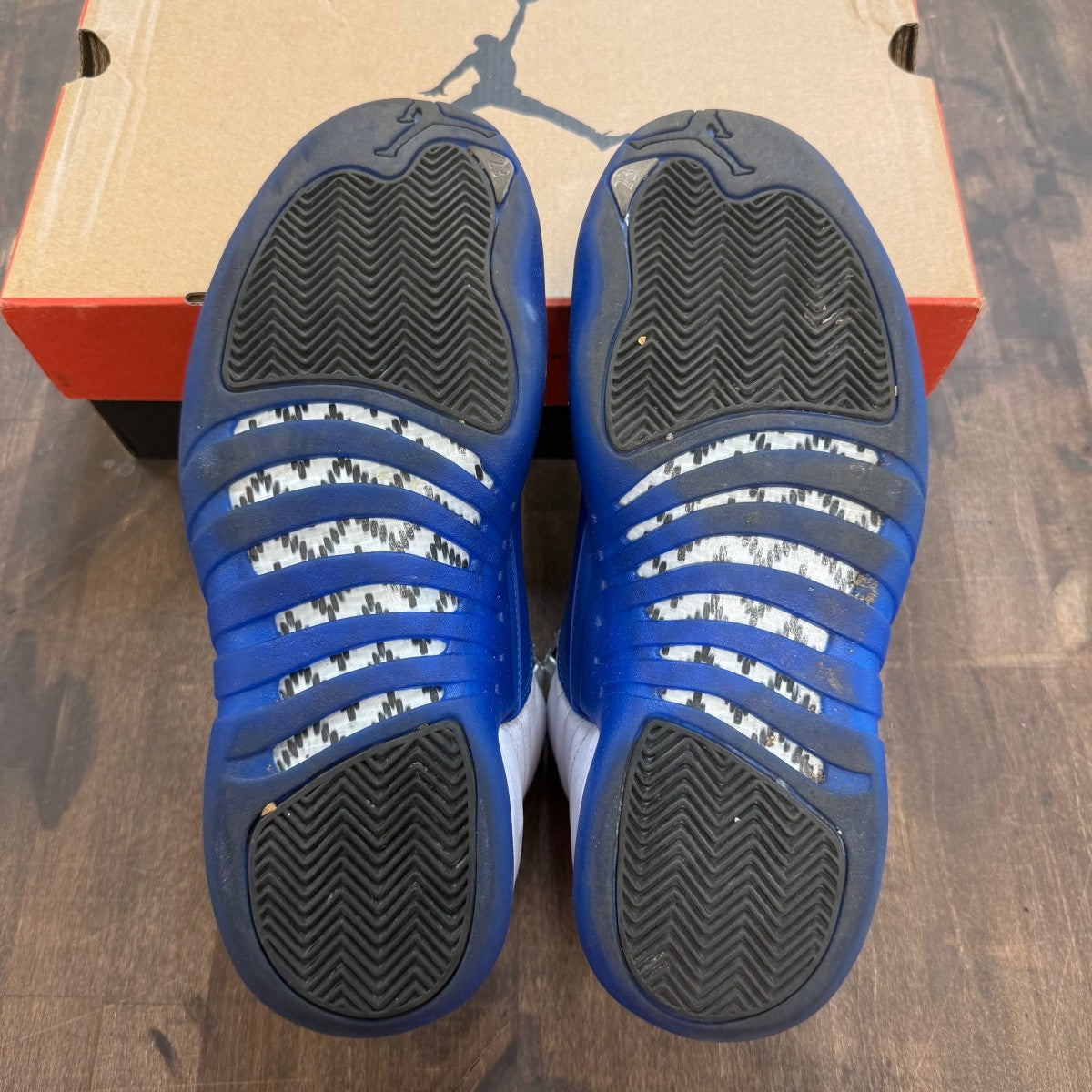 Jordan 12 Retro Blueberry Size 9 (Pre-Owned) - Image 6