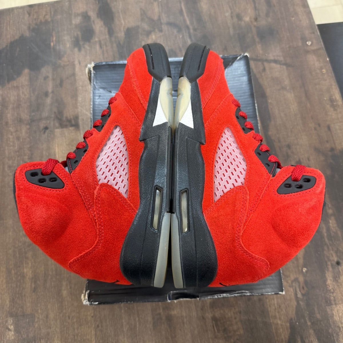 Jordan 5 Retro Raging Bull Red (2021) (GS) - Image 3