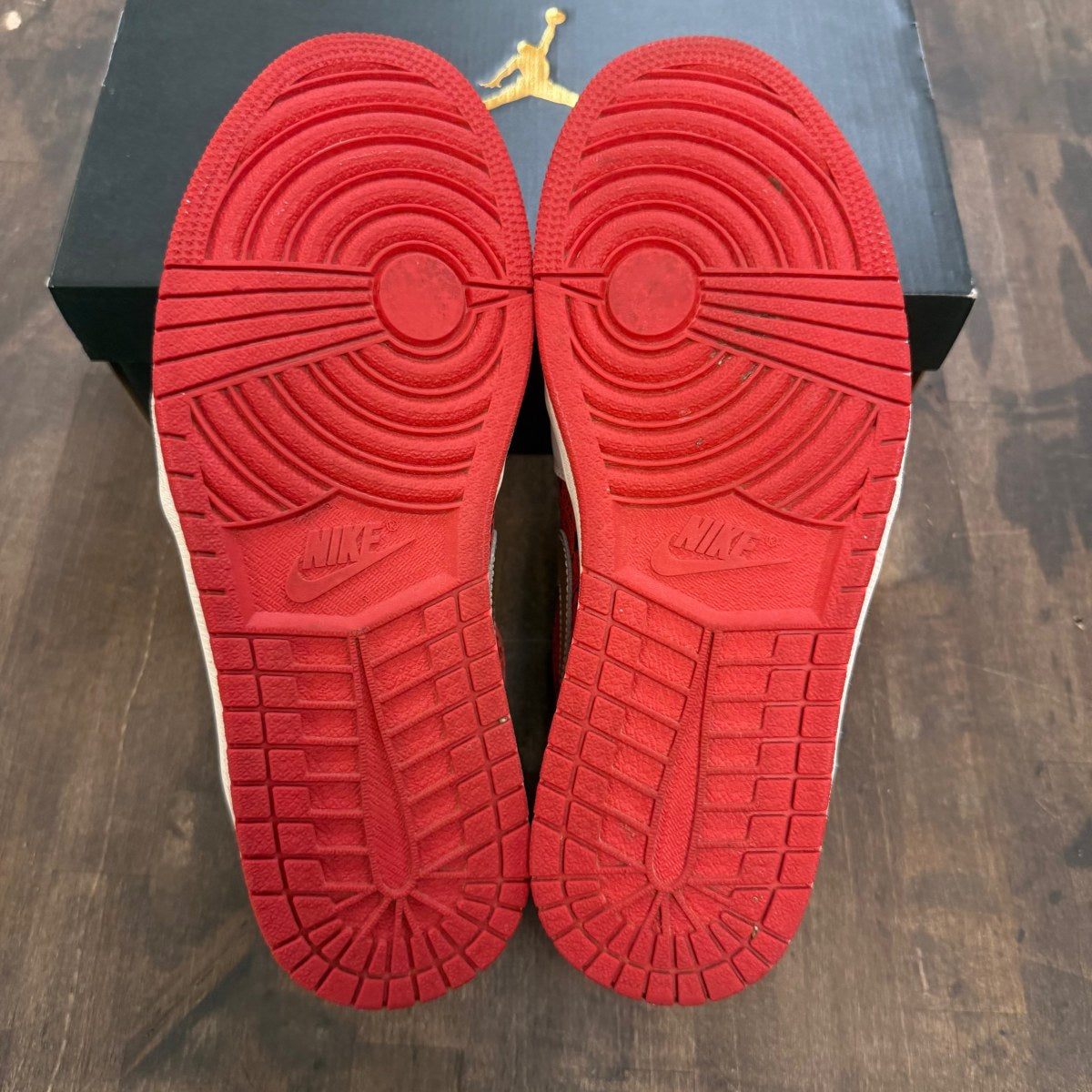 Jordan 1 Low Spades - Image 3