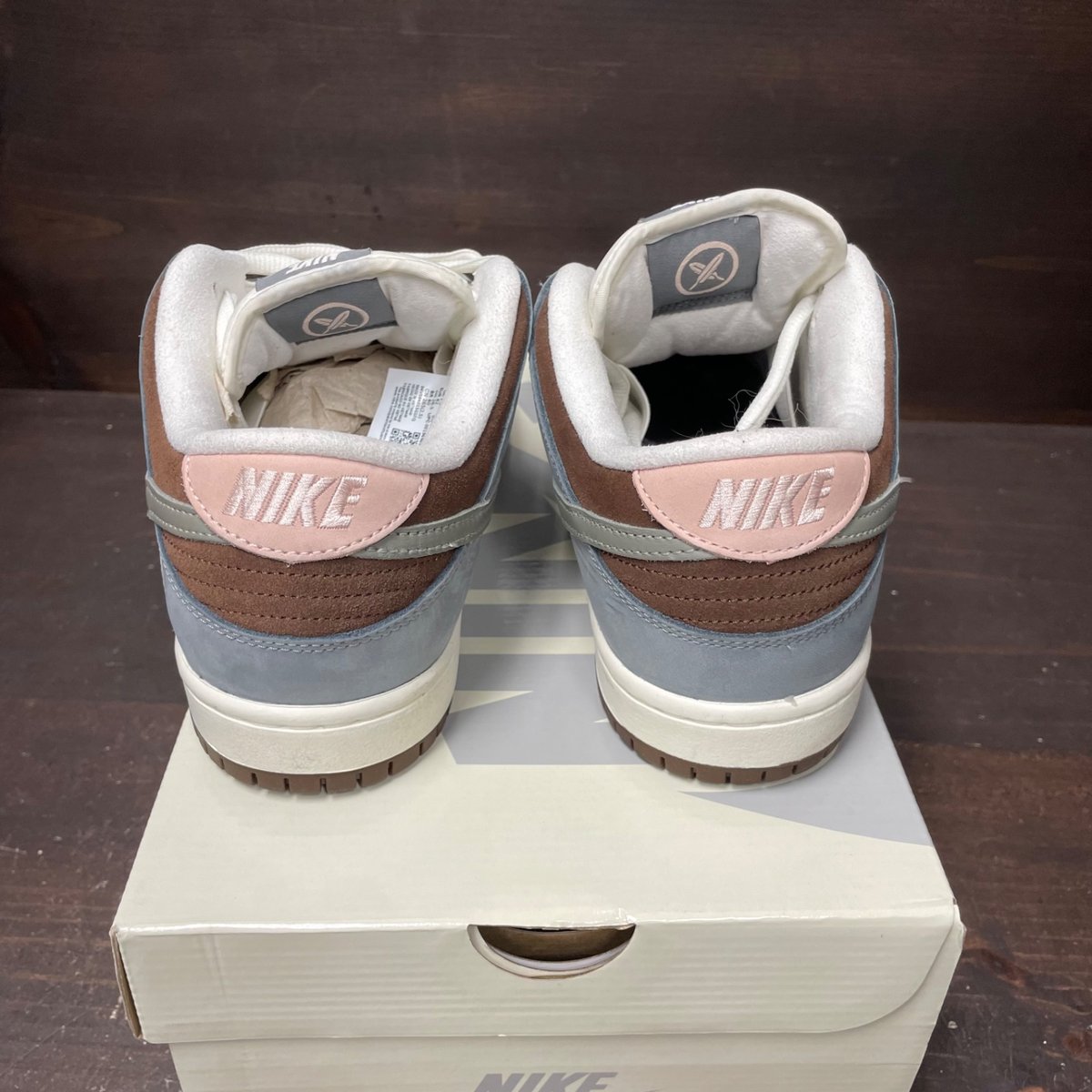 Nike SB Dunk Low Yuto Horigome Size 8.5 (Pre-Owned) - side