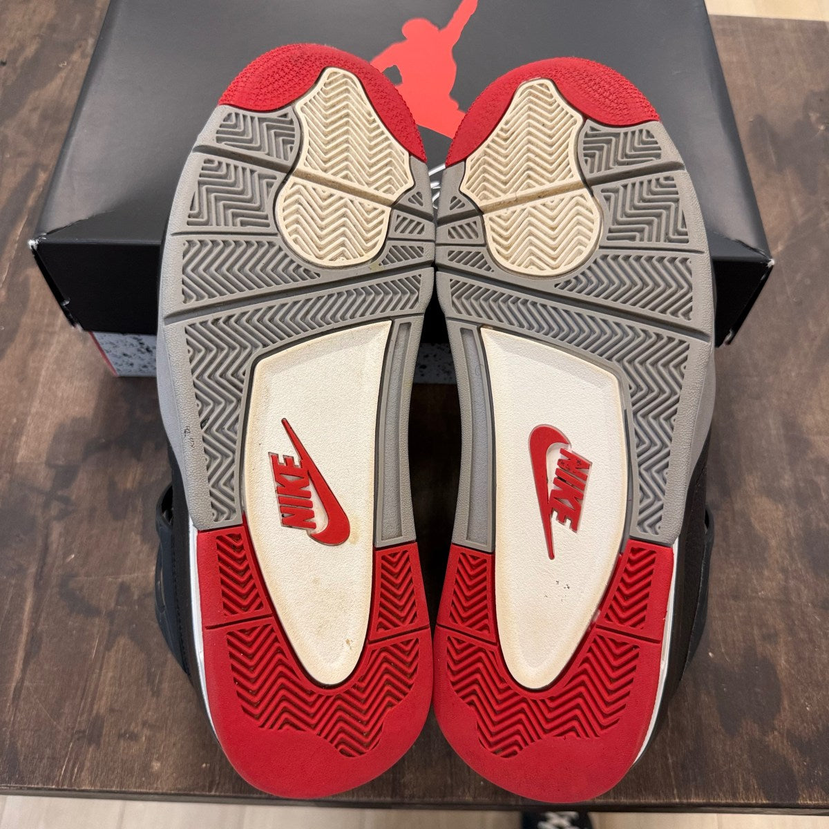 Jordan 4 Retro Bred Reimagined Size 12 (Pre-Owned) - Image 6