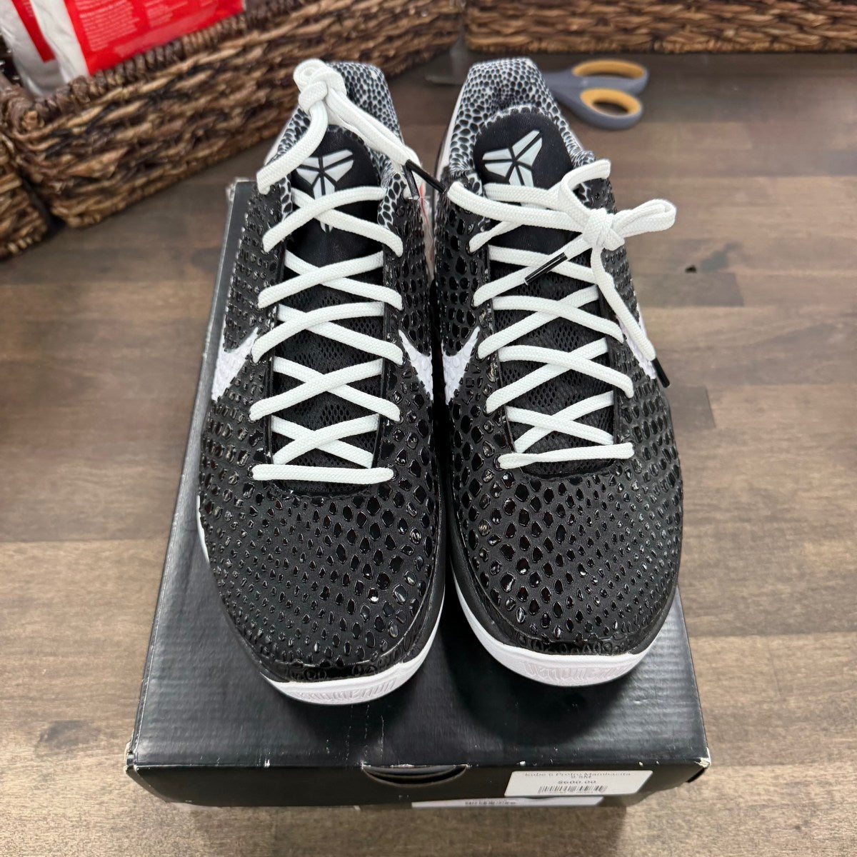 Nike Kobe 6 Protro Mambacita Sweet 16 Size 9.5 (Pre-Owned) - Image 2