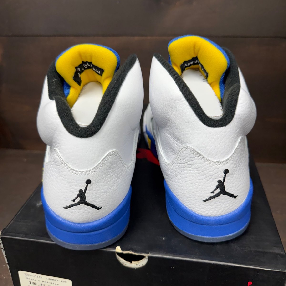 Jordan 5 Retro Laney (2013) Size 10.5 - sole