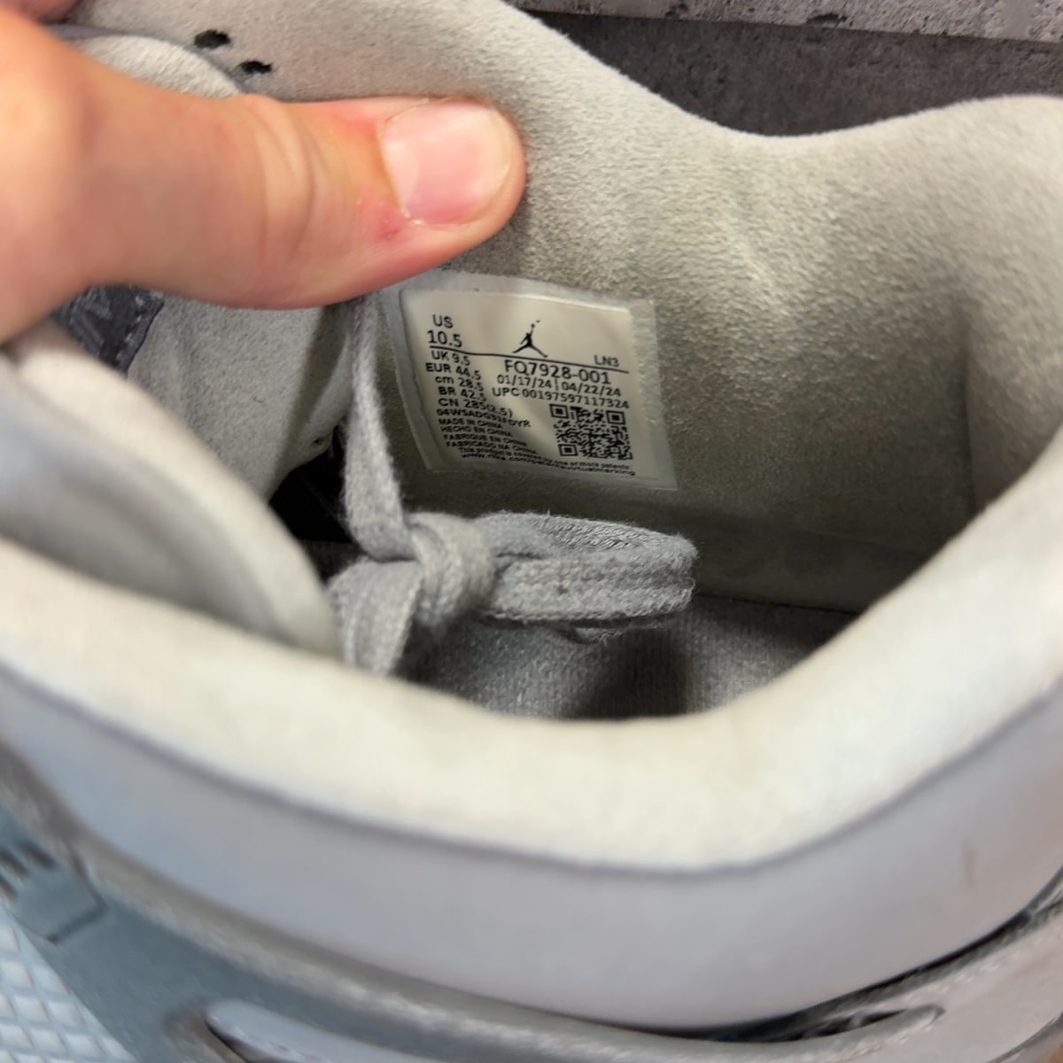 Jordan 4 Retro SE Paris Olympics Wet Cement Size 10.5 (Pre-Owned) - Image 7