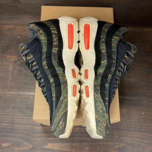 Nike Air Max 95 Carhartt WIP Camo Size 13 (Pre-Owned) - Image 4