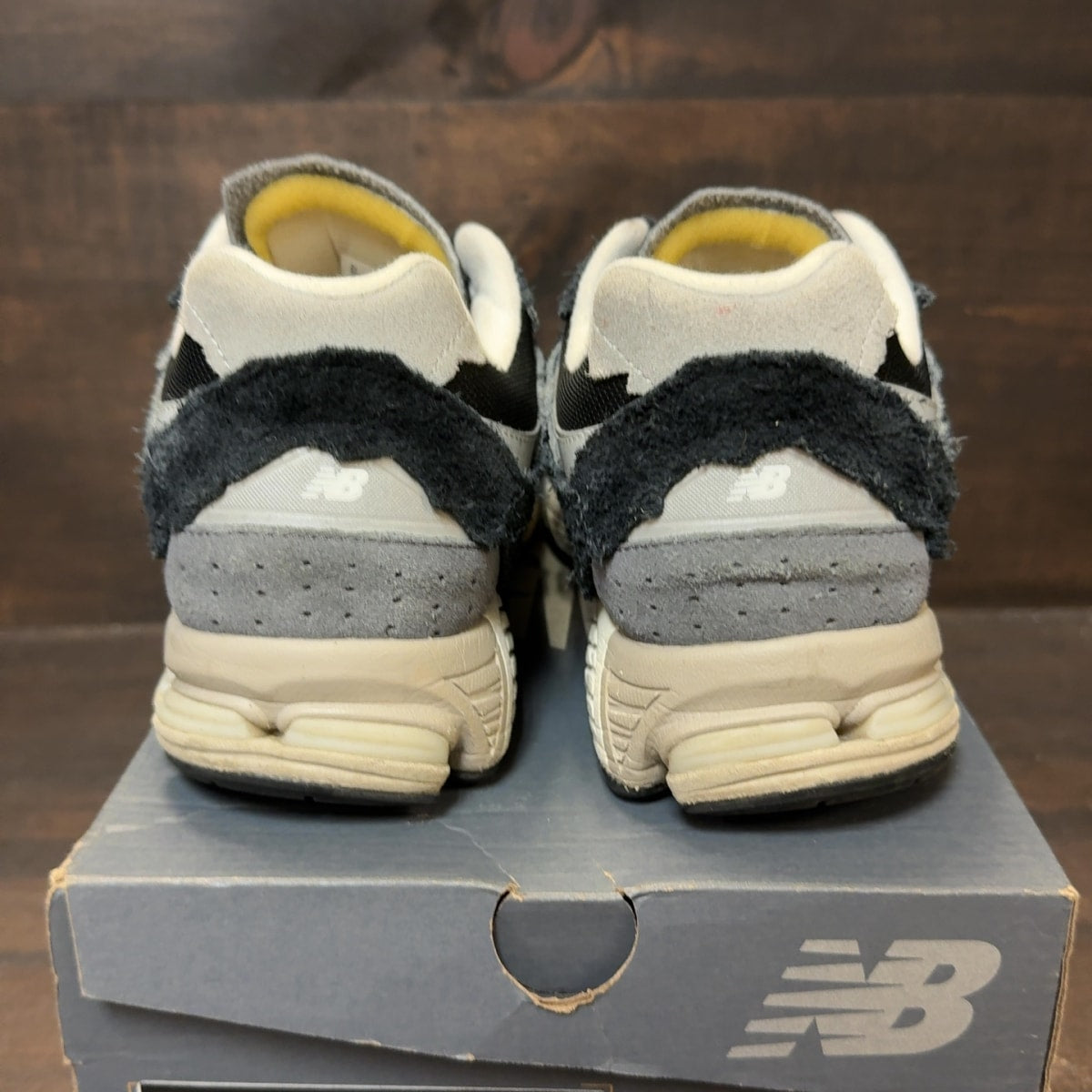 New Balance 2002R Black Dark Grey - Image 6