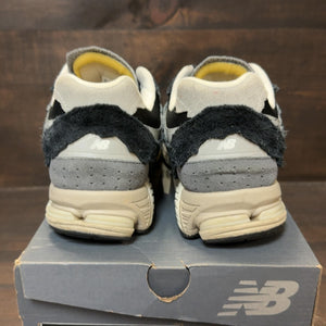 New Balance 2002R Black Dark Grey - Image 6