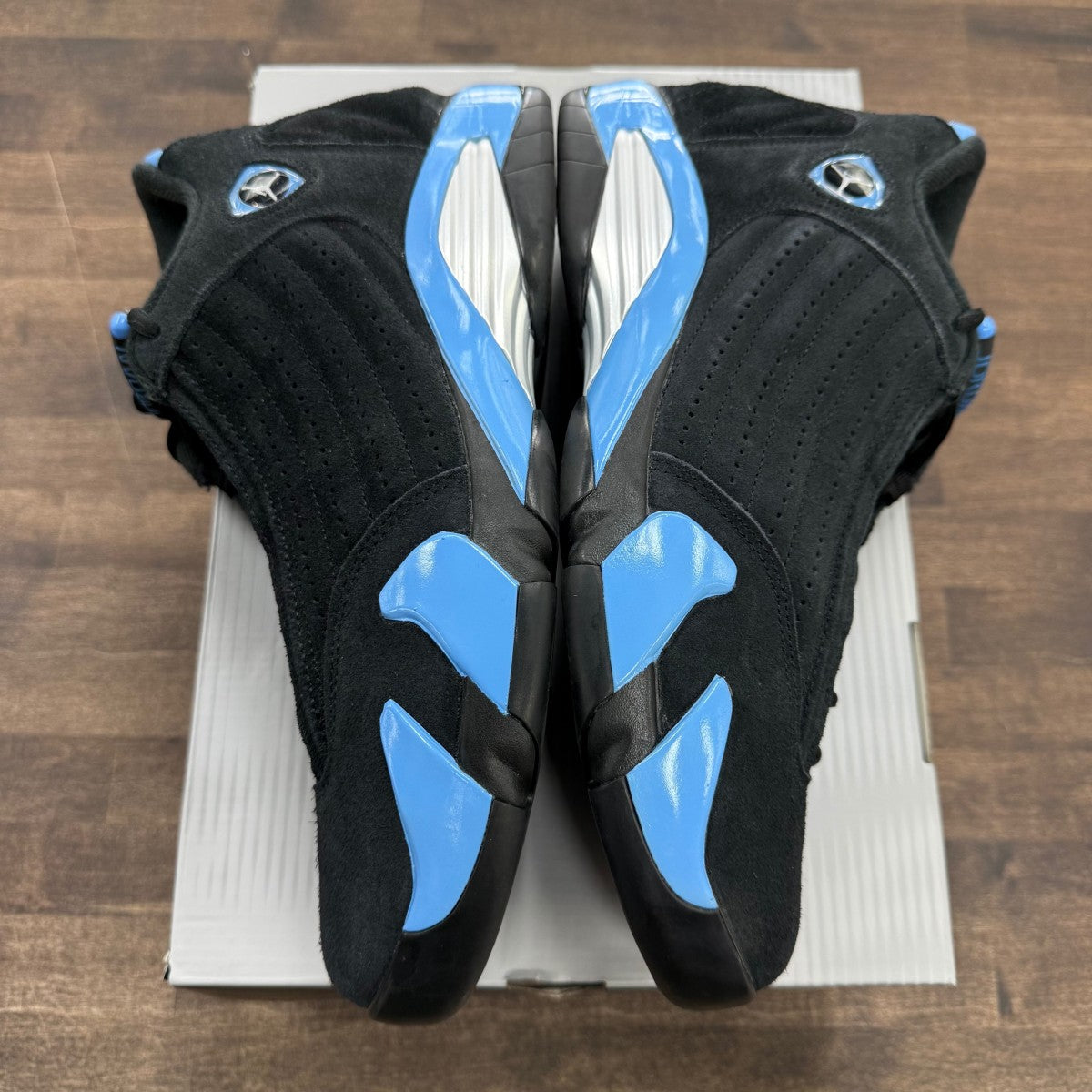 Jordan 14 Retro Black University Blue (2026) Size 11 (Pre-Owned) - Image 5