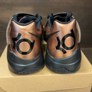 Nike KD 4 Christmas (2024) Size 9 - Image 5