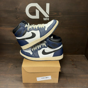 Jordan 1 Retro High OG Midnight Navy Size 9.5 (Pre-Owned) - Image 1