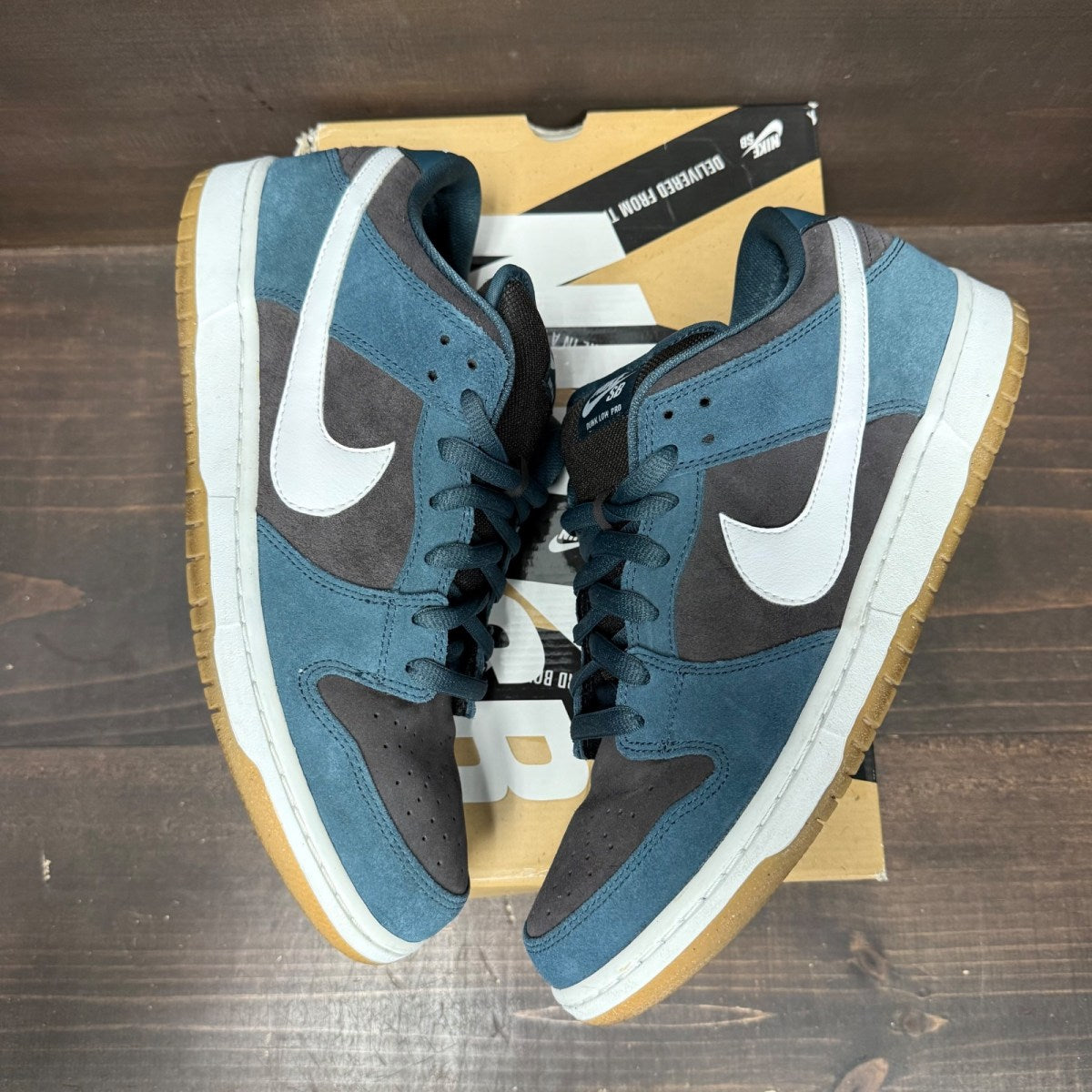 Nike SB Dunk Low Pro Slate Blue White Tar Size 12 (Pre-Owned) - Image 4
