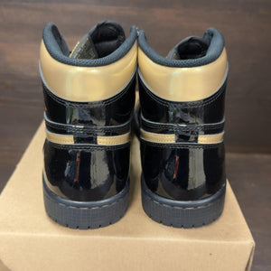 Jordan 1 Retro High Black Metallic Gold (2020) Size 8 (Pre-Owned) - Image 5