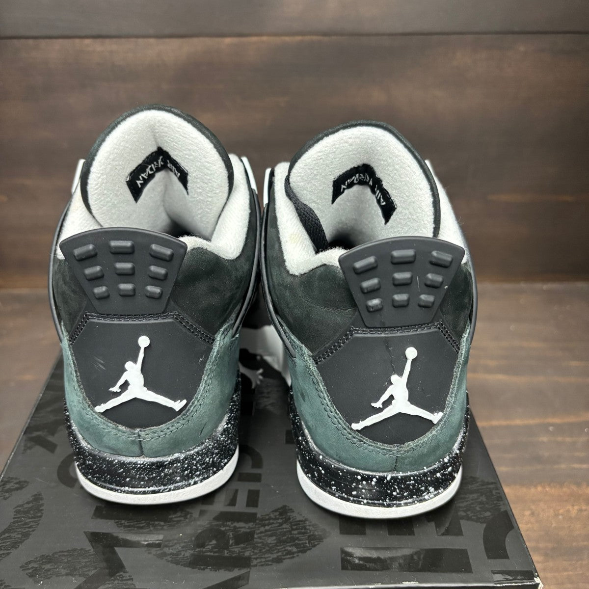 Jordan 4 Retro Fear (2024) - Image 5