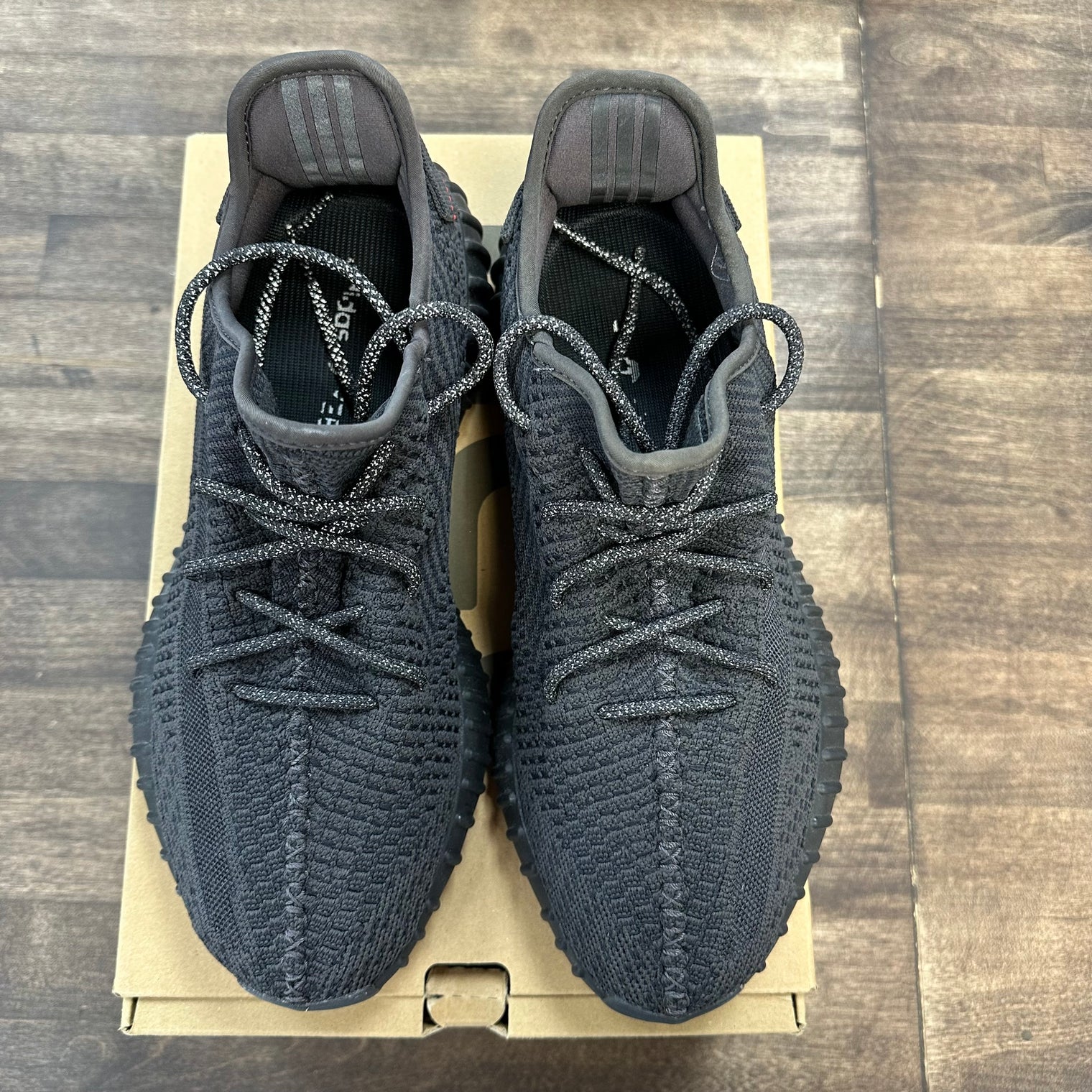 Black Yeezy 350 Non-Reflective (Used)