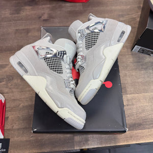 Jordan 4 Retro Frozen Moments (US 5.5W) (USED) Size 5.5W (Pre-Owned) - Image 1
