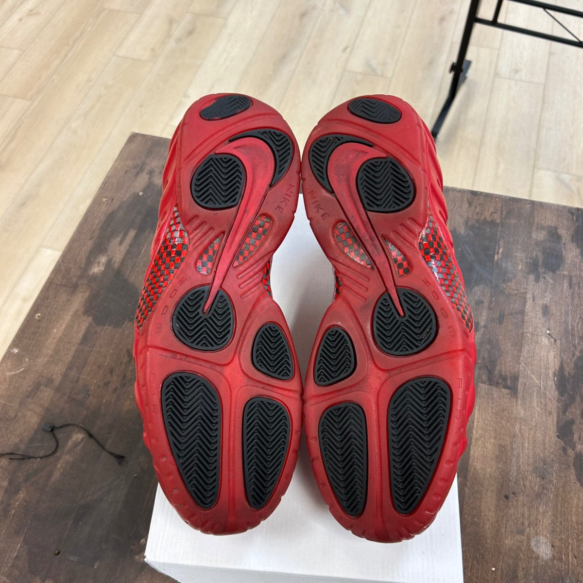 Nike Air Foamposite Pro Red October Size 13 (Pre-Owned) - Image 5