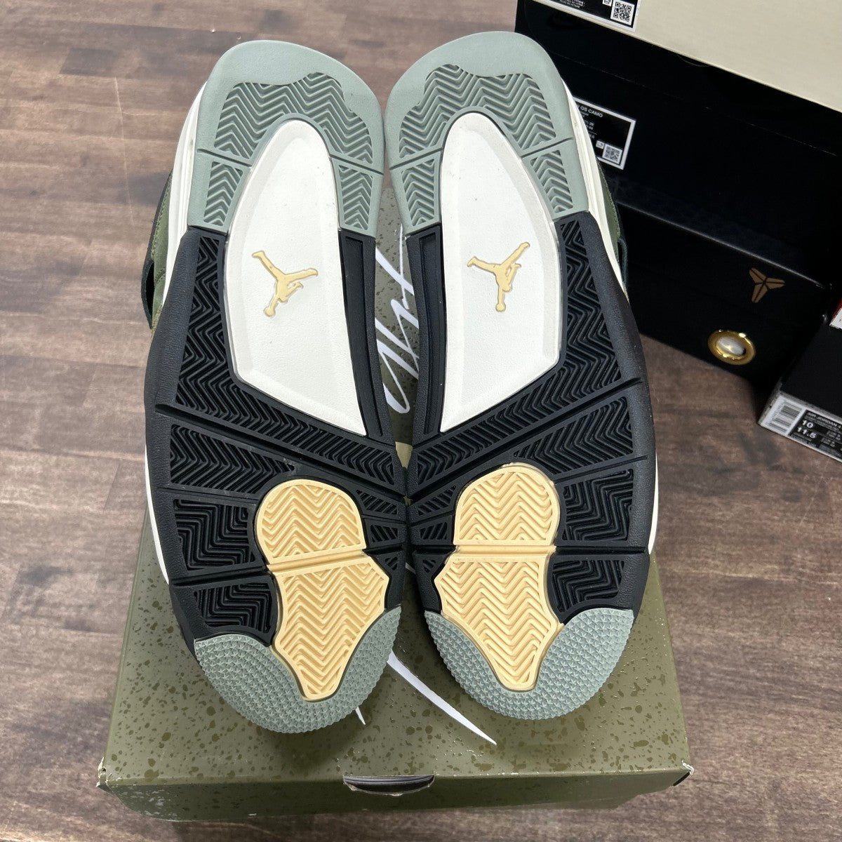 Jordan 4 Retro SE Craft Medium Olive - Image 5